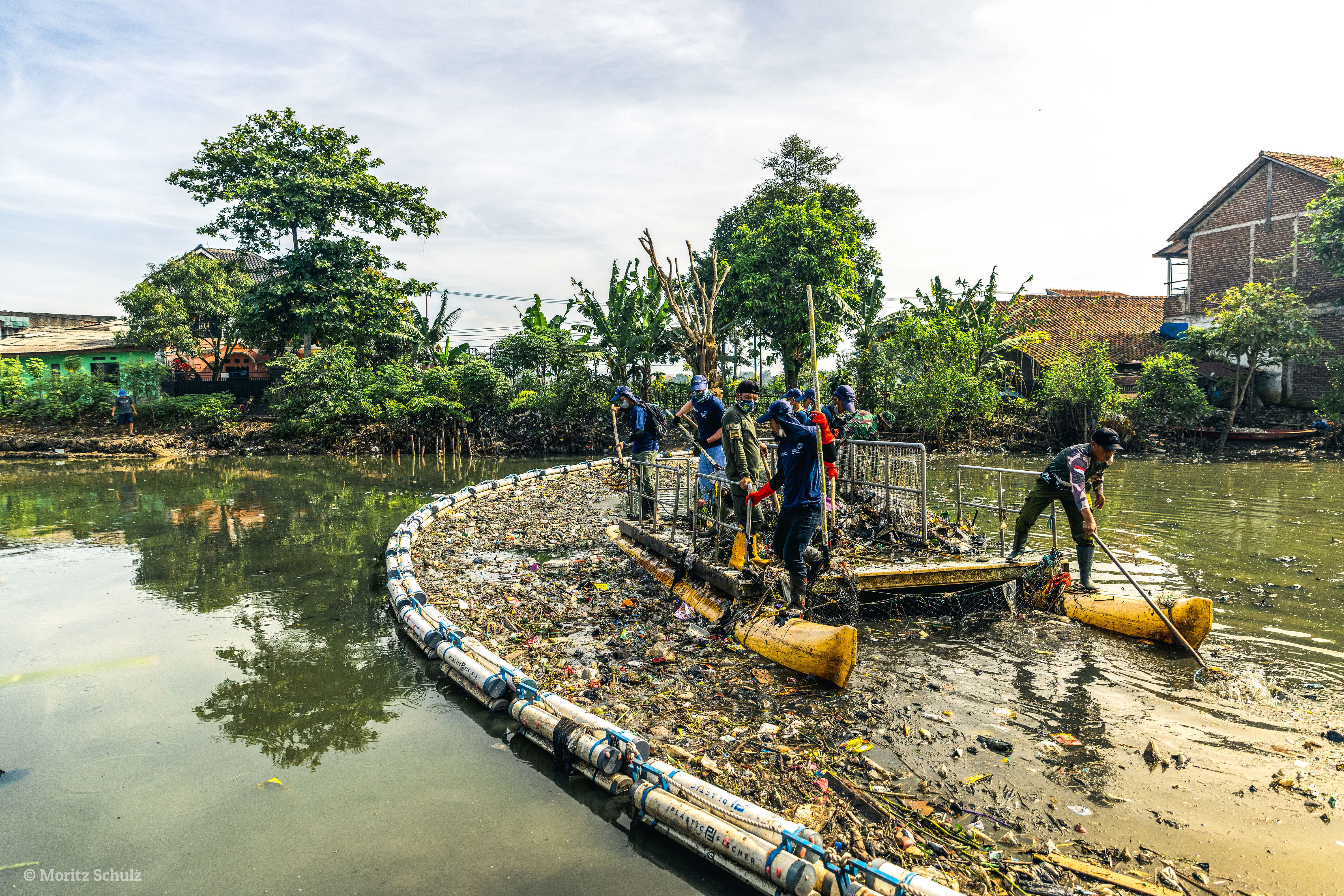 TrashBoom - Stopping plastic in rivers to save oceans