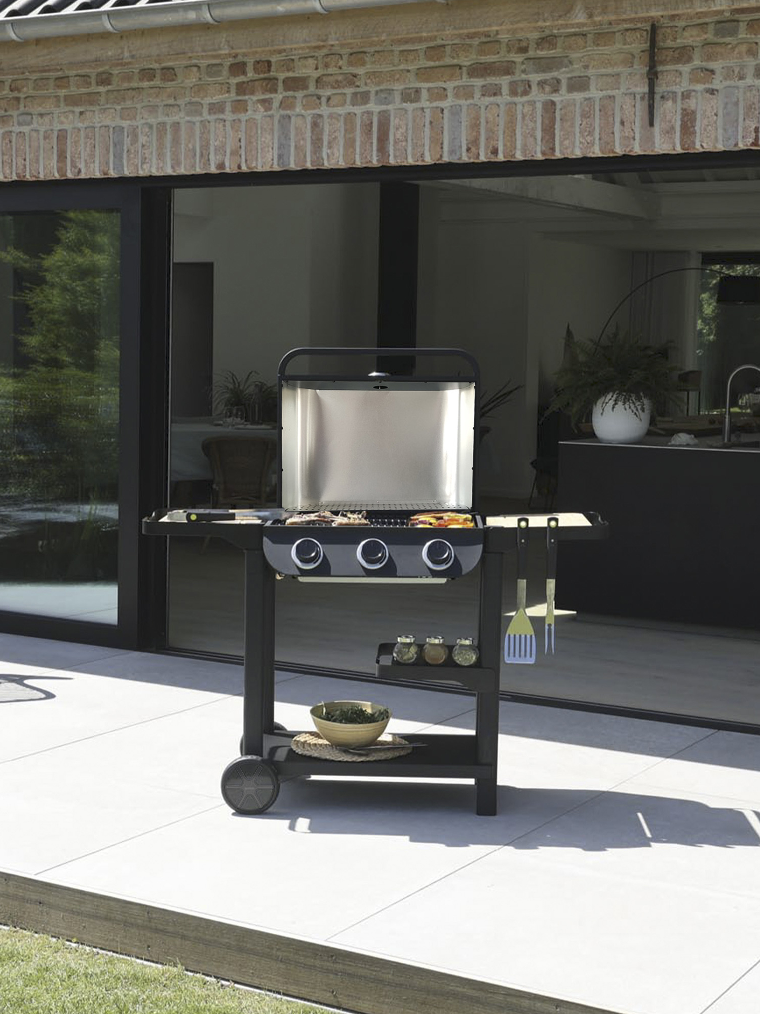 Flavo, an easy-to-use & modular gas barbecue