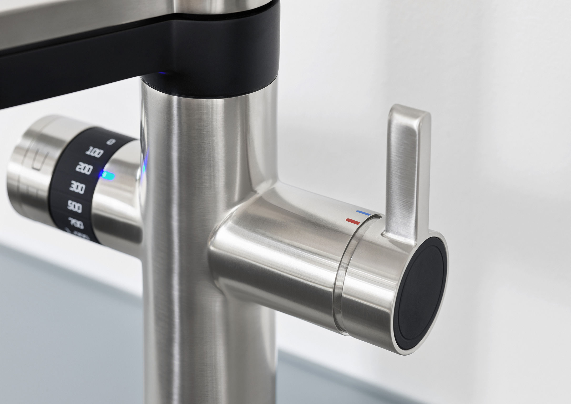 Hot water mixer taps from BLANCO