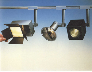 Powerhouse spotlight with HQI-TS metal halide lamp
