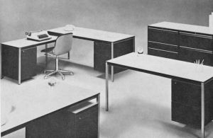 Ahrend-Facet-Systemmöbel, Schreibtisch