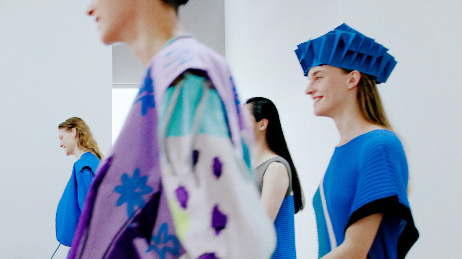 iF Design - ISSEY MIYAKE SS2021 “UNPACK THE COMPACT”