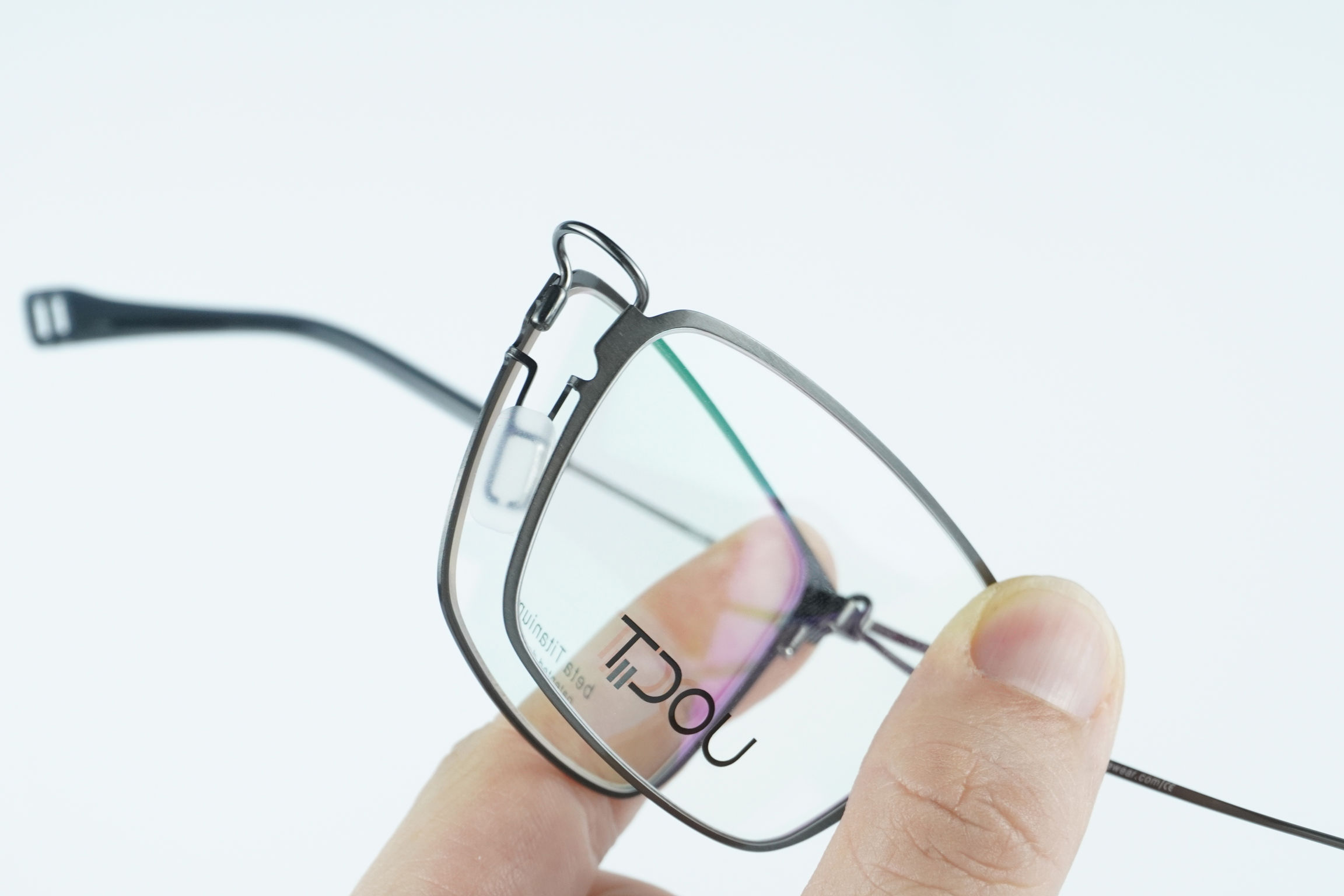 TIDOU Beta Titanium Glasses